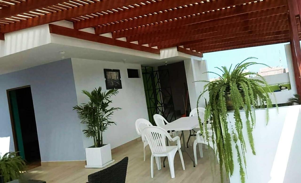Hospedaje Luna Llena San Vicente de Canete Ngoại thất bức ảnh
